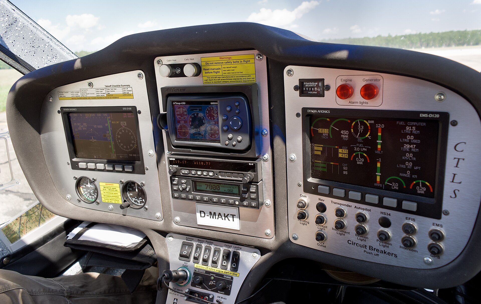 Beispielfoto des Cockpits einer Flight Design CTLS; kein AeroPath-Flugzeug